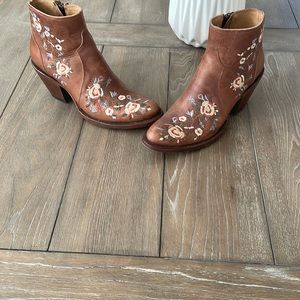 Shyanne boot Size 7